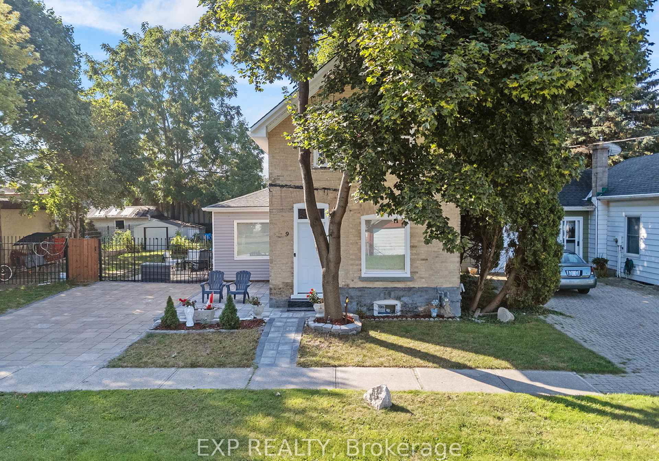 9-ann-street-lambton-shores-ontario-x12407911