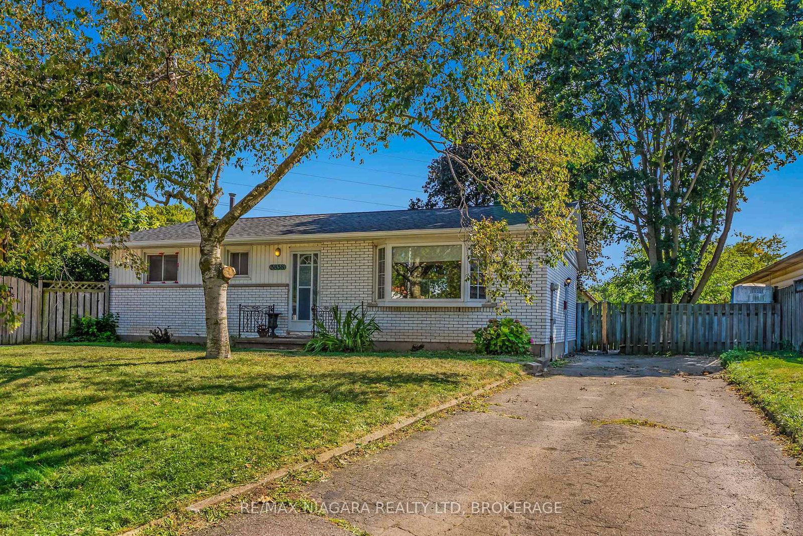 5858-carman-street-niagara-falls-ontario-x12408072
