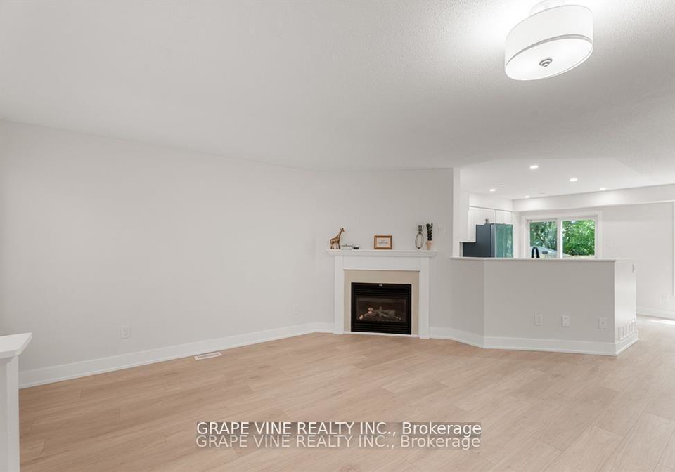 564-aberfoyle-circle-kanata-ontario-x12408075