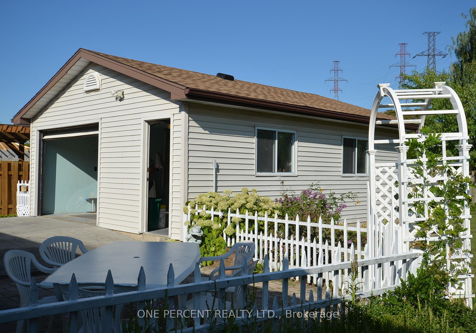 51-memorial-park-drive-welland-ontario-x12408122