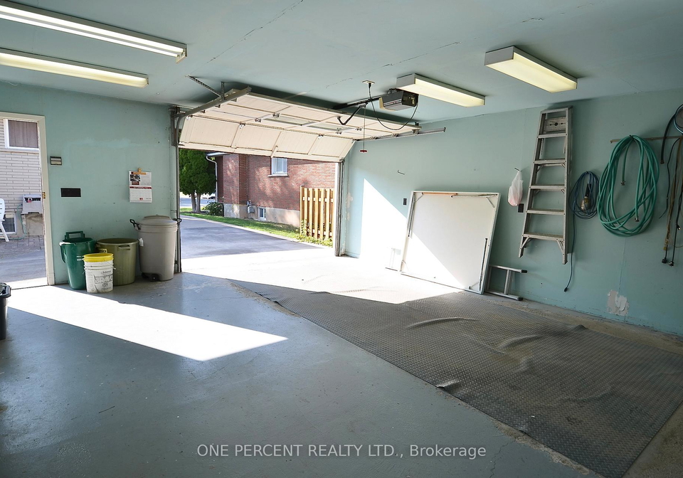 51-memorial-park-drive-welland-ontario-x12408122