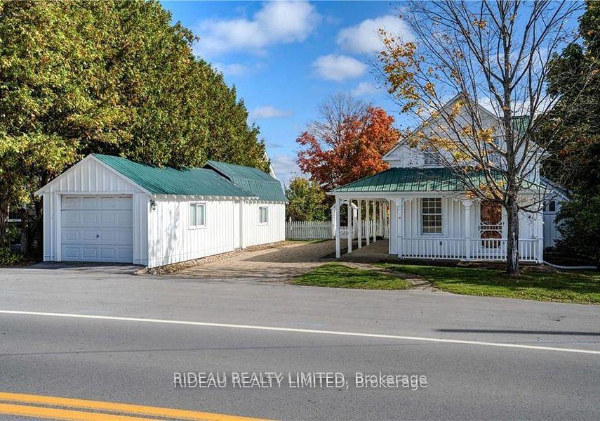 17-main-st-e-street-westport-ontario-x12408388