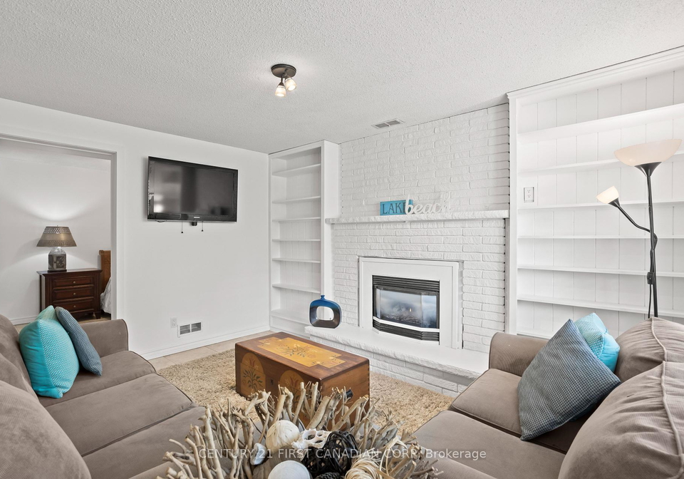 26-oak-street-lambton-shores-ontario-x12408419