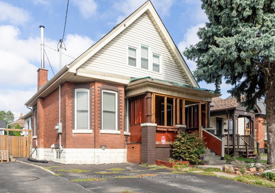 147-kensington-avenue-n-hamilton-ontario-x12408581