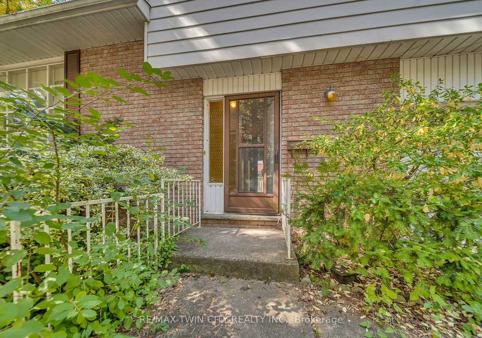 395-mossom-place-waterloo-ontario-x12408626