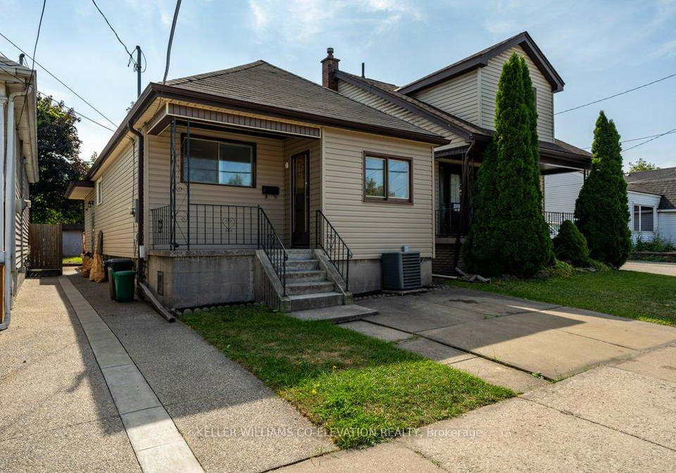 134-mcanulty-boulevard-hamilton-ontario-x12408648