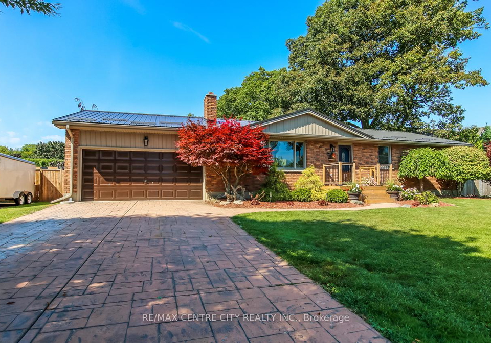 388-larry-street-central-elgin-ontario-x12408676