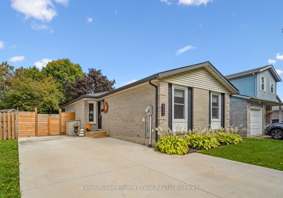 658-holman-crescent-centre-wellington-ontario-x12408701