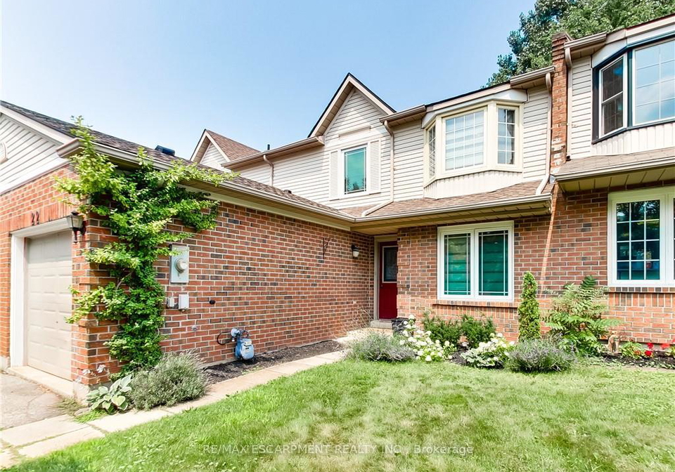 22-hedgelawn-drive-grimsby-ontario-x12408725