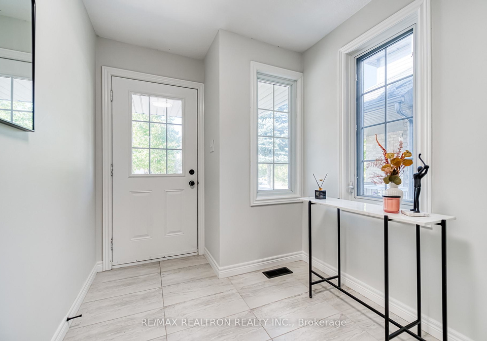 634-violet-street-waterloo-ontario-x12408737