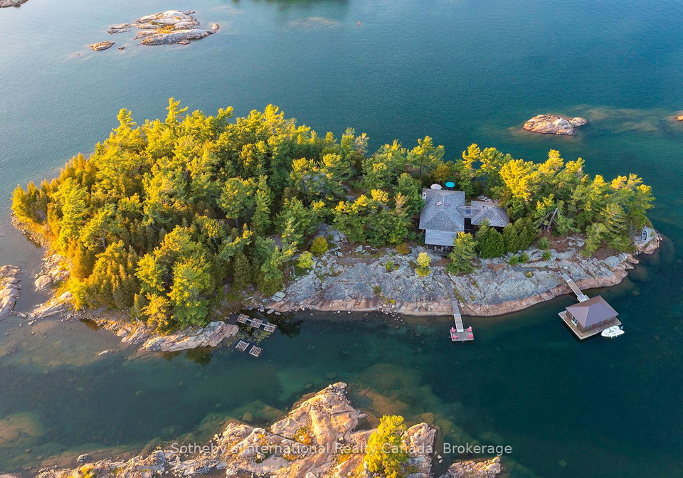 1-a266-island-the-archipelago-ontario-x12408767