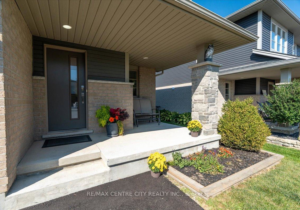 9-empire-parkway-st-thomas-ontario-x12409396