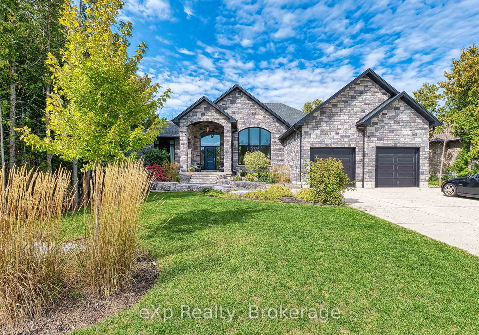 9-w-westgate-drive-saugeen-shores-ontario-x12409417