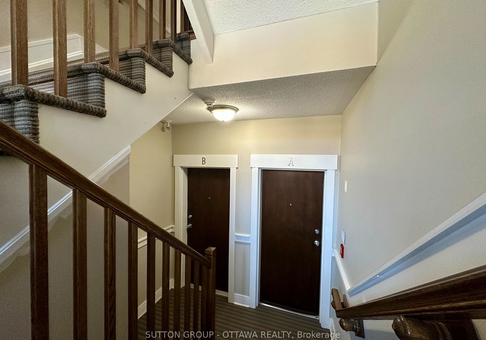 168b-hornchurch-lane-ottawa-ontario-x12409453