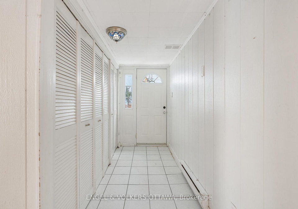 467-edgeworth-avenue-ottawa-ontario-x12409612