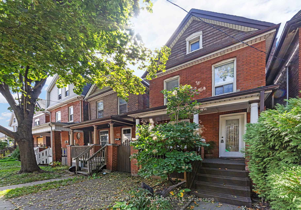 100-case-street-hamilton-ontario-x12409630