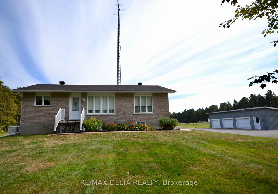 4725-champlain-street-clarence-rockland-ontario-x12409704