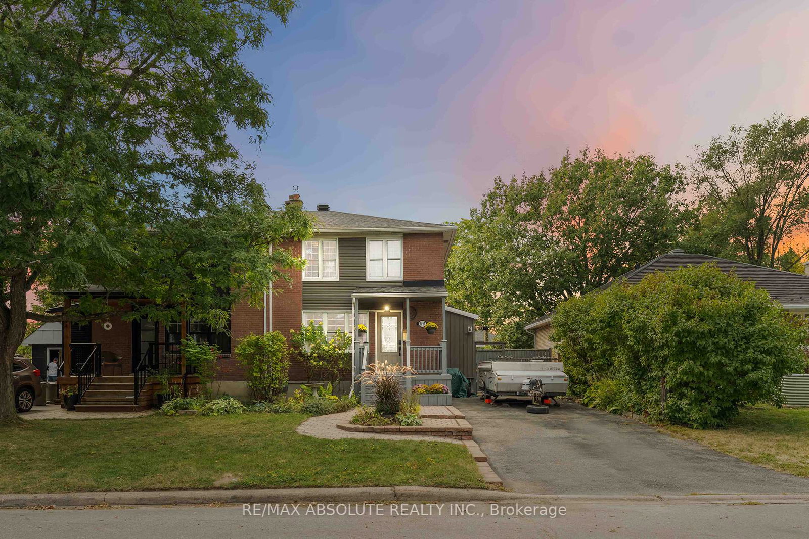 2492-chasseur-avenue-ottawa-ontario-x12409831