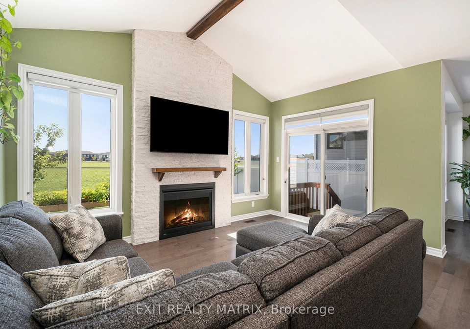 132-lynn-valley-terrace-ottawa-ontario-x12409876
