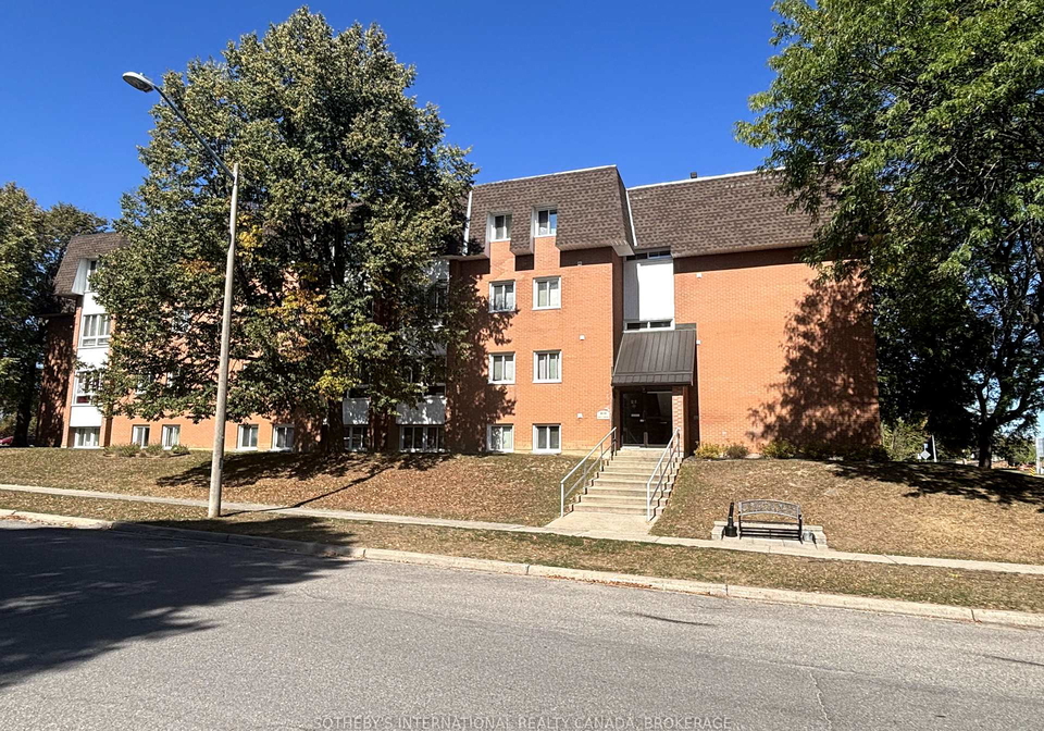 810-kyle-court-brockville-ontario-x12409924