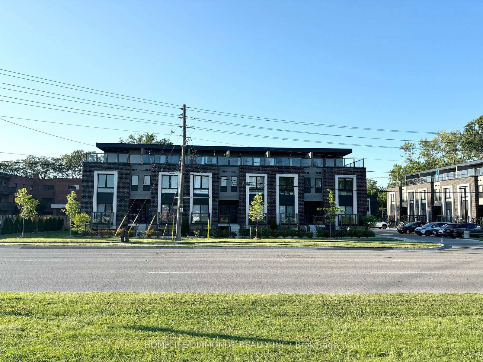 6065-mcleod-road-niagara-falls-ontario-x12410031