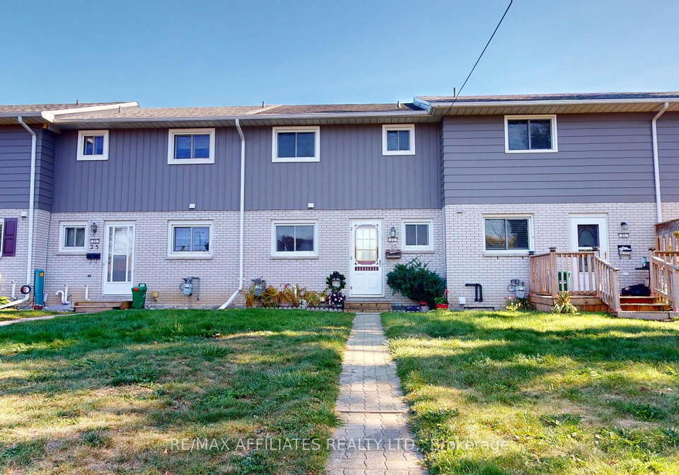 23-maple-avenue-brockville-ontario-x12410062