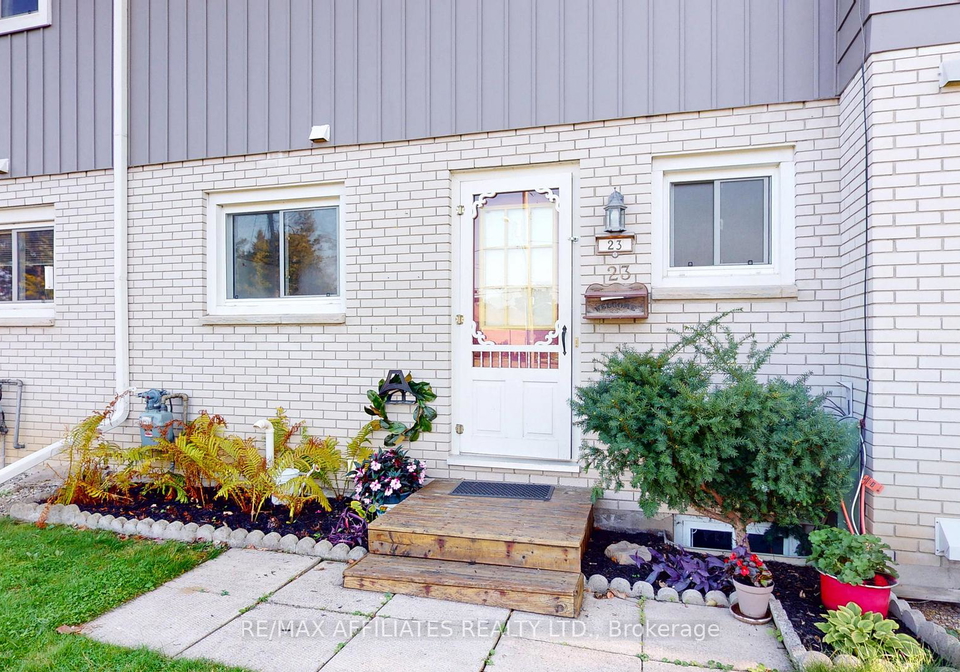 23-maple-avenue-brockville-ontario-x12410062