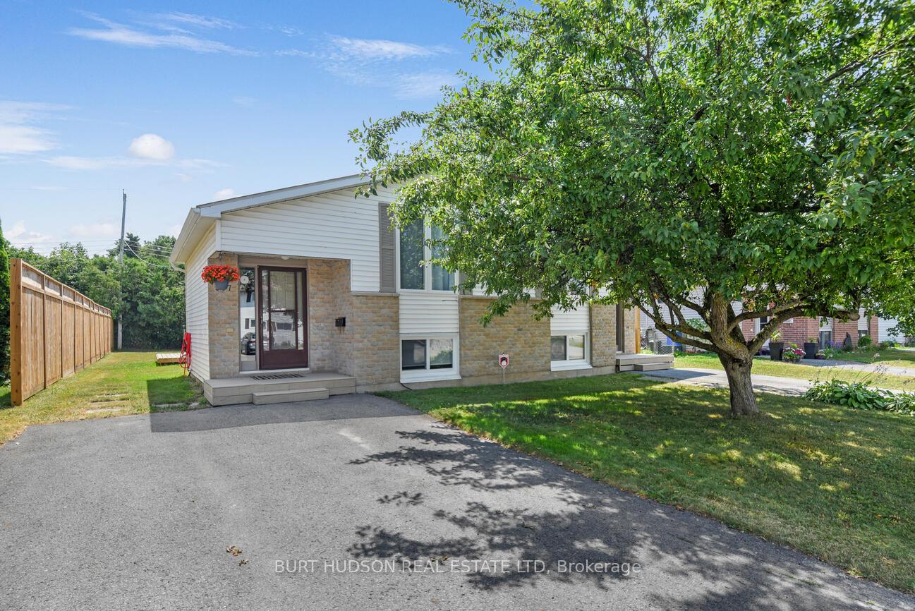 355-357-forsyth-street-gananoque-ontario-x12410064