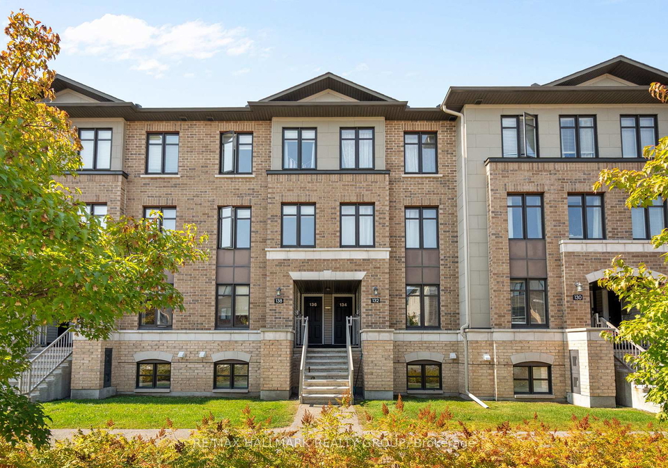 132-bluestone-private-ottawa-ontario-x12410163