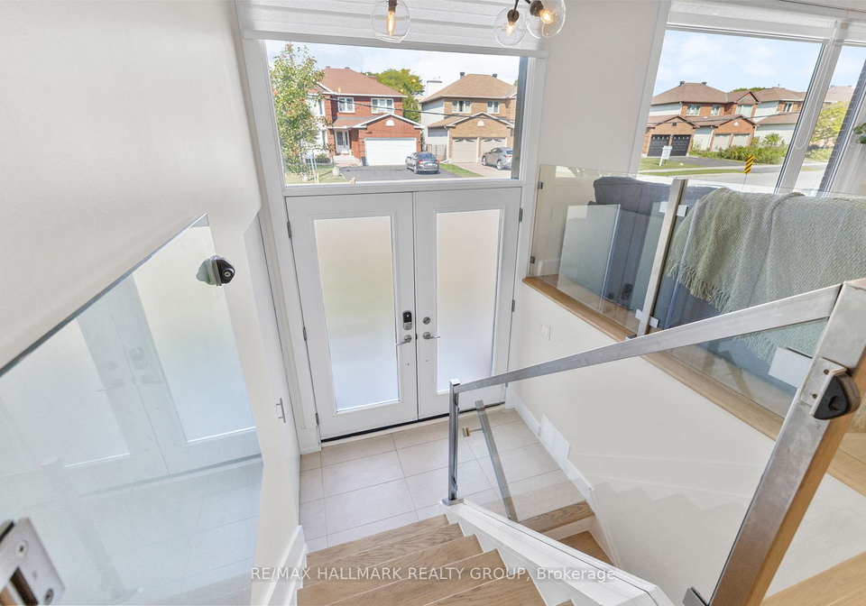 2180-lenester-avenue-ottawa-ontario-x12410314