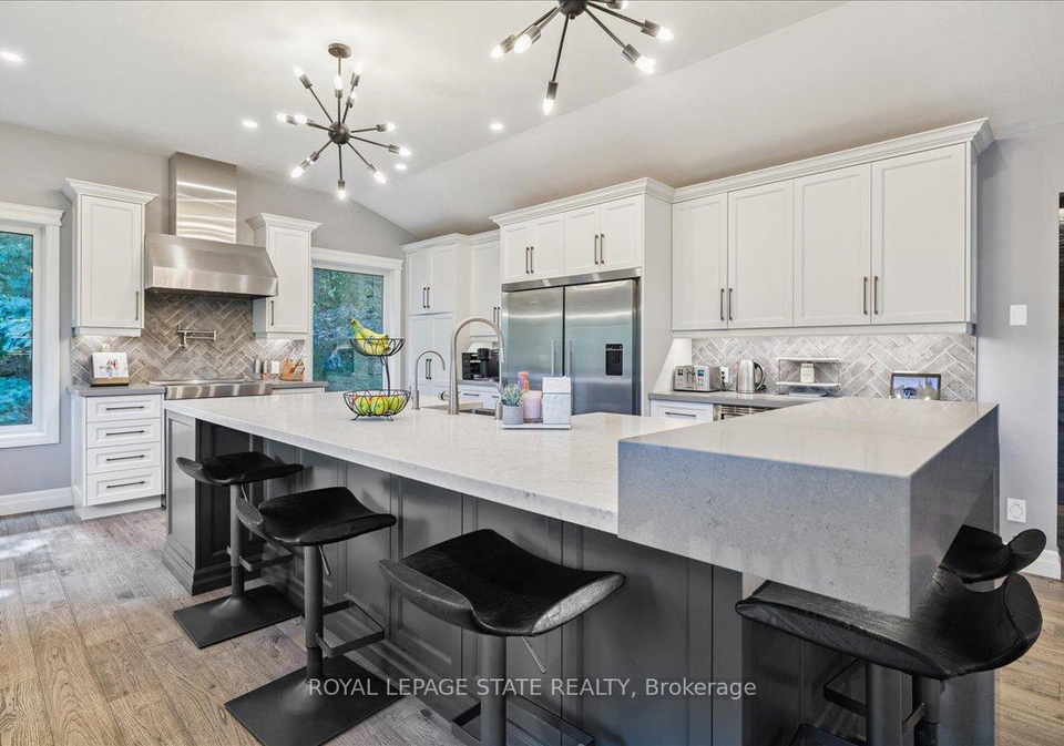 55-mountain-street-grimsby-ontario-x12410452