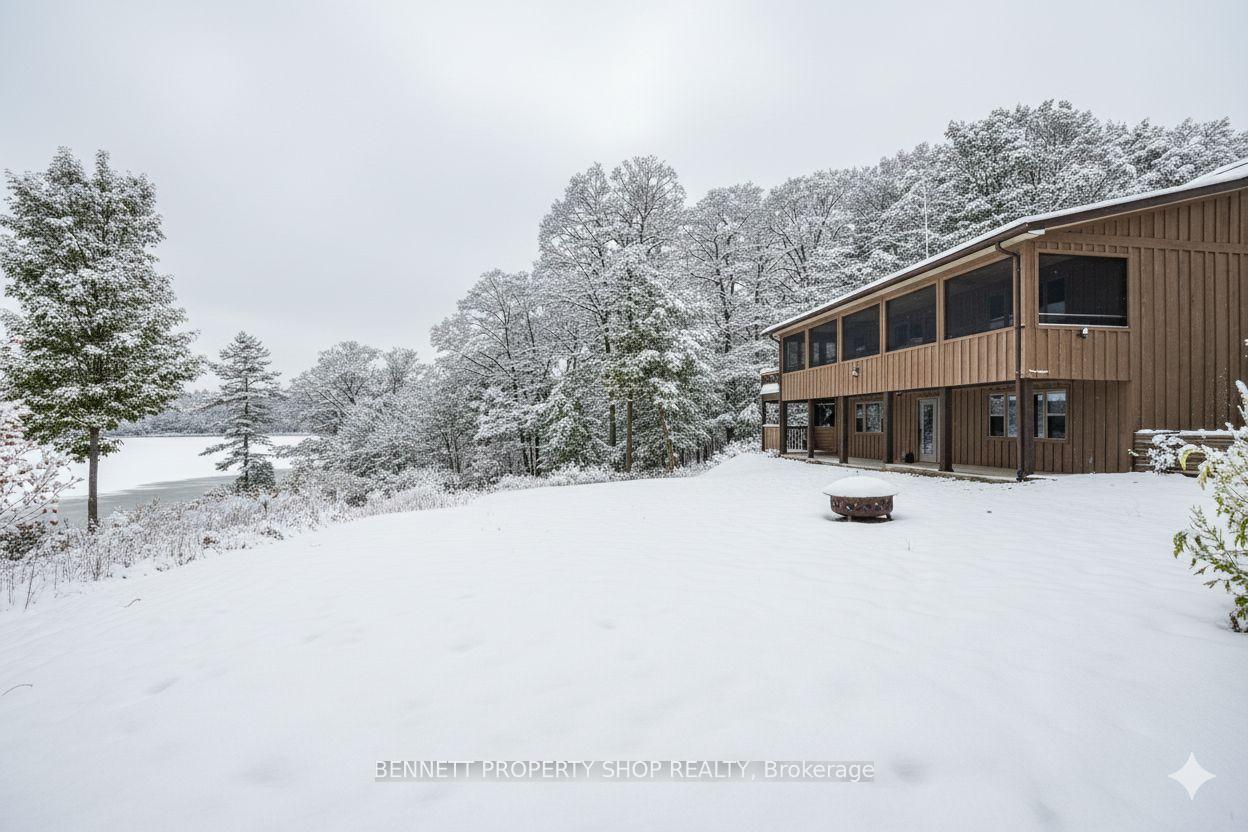 250-horne-lake-road-lanark-highlands-ontario-x12410467