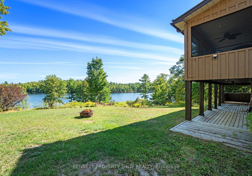 250-horne-lake-road-lanark-highlands-ontario-x12410467