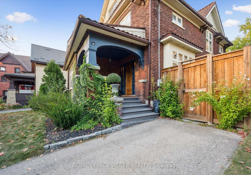 76-ahrens-street-w-kitchener-ontario-x12410541