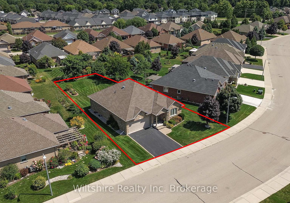 166-weston-drive-tillsonburg-ontario-x12410609