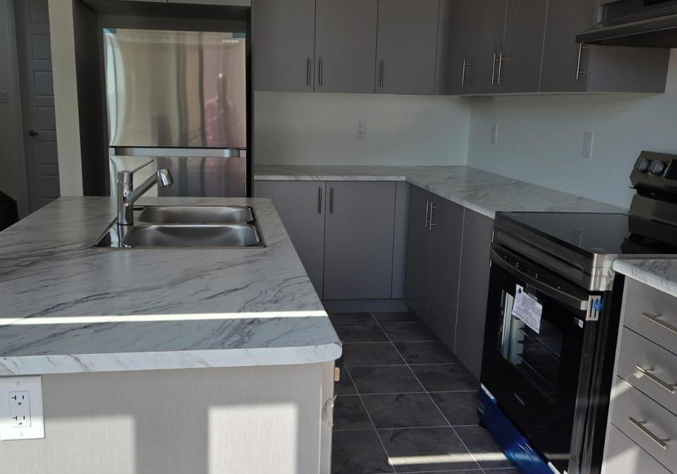 192-gillespie-drive-brant-ontario-x12410675