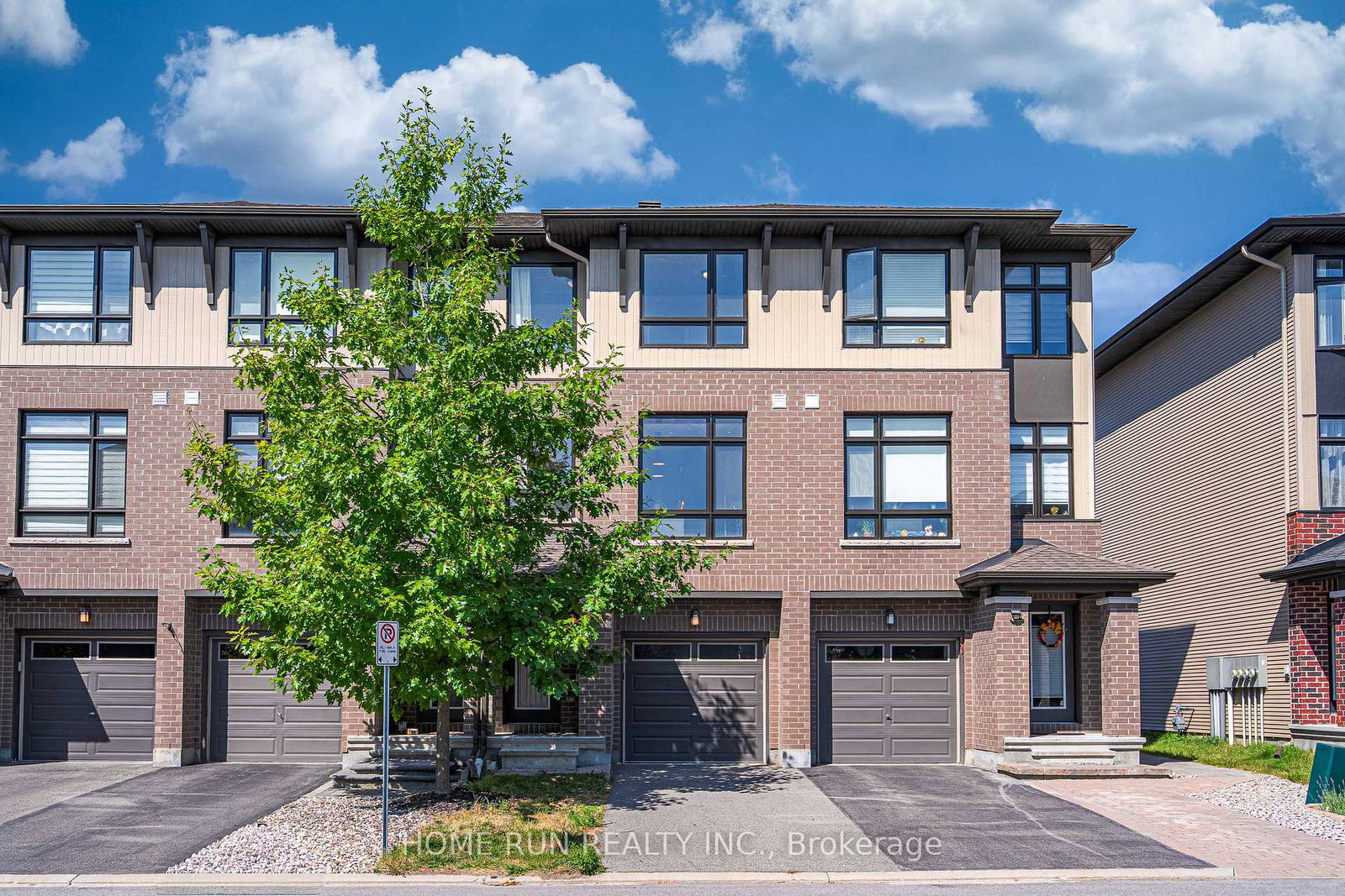 90-gooseberry-place-ottawa-ontario-x12410798