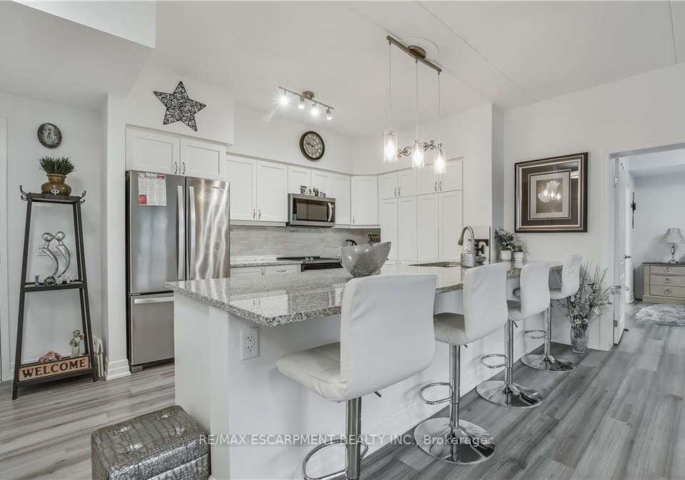 39-sister-varga-terrace-hamilton-ontario-x12410925