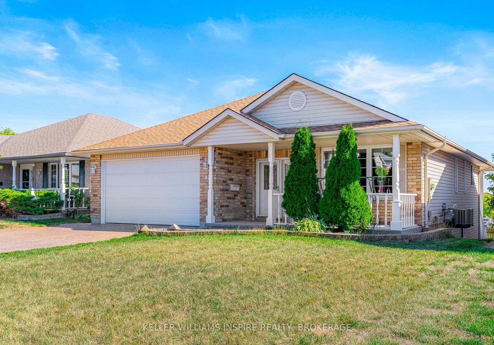 82-northumberland-boulevard-quinte-west-ontario-x12410984