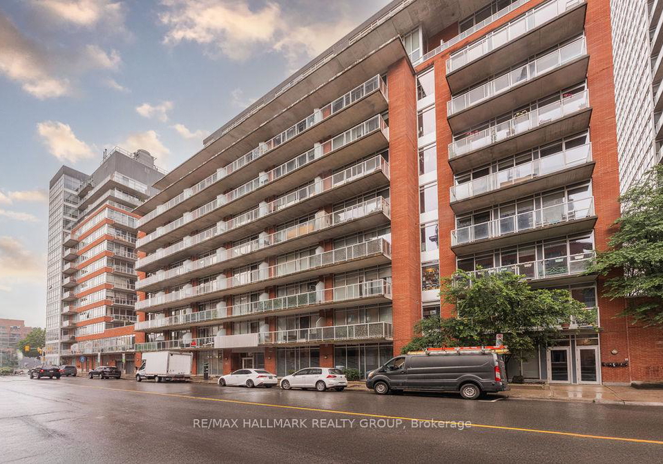 383-cumberland-street-ottawa-ontario-x12411070