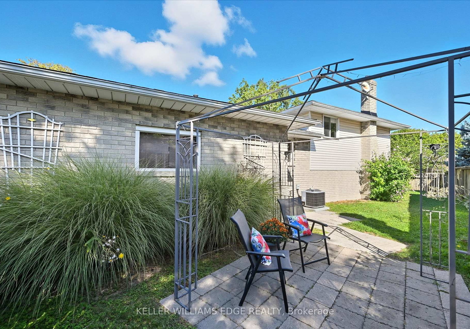 6346-charnwood-avenue-niagara-falls-ontario-x12411124