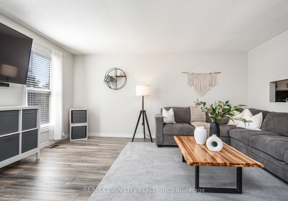197-silver-aspen-crescent-kitchener-ontario-x12411160