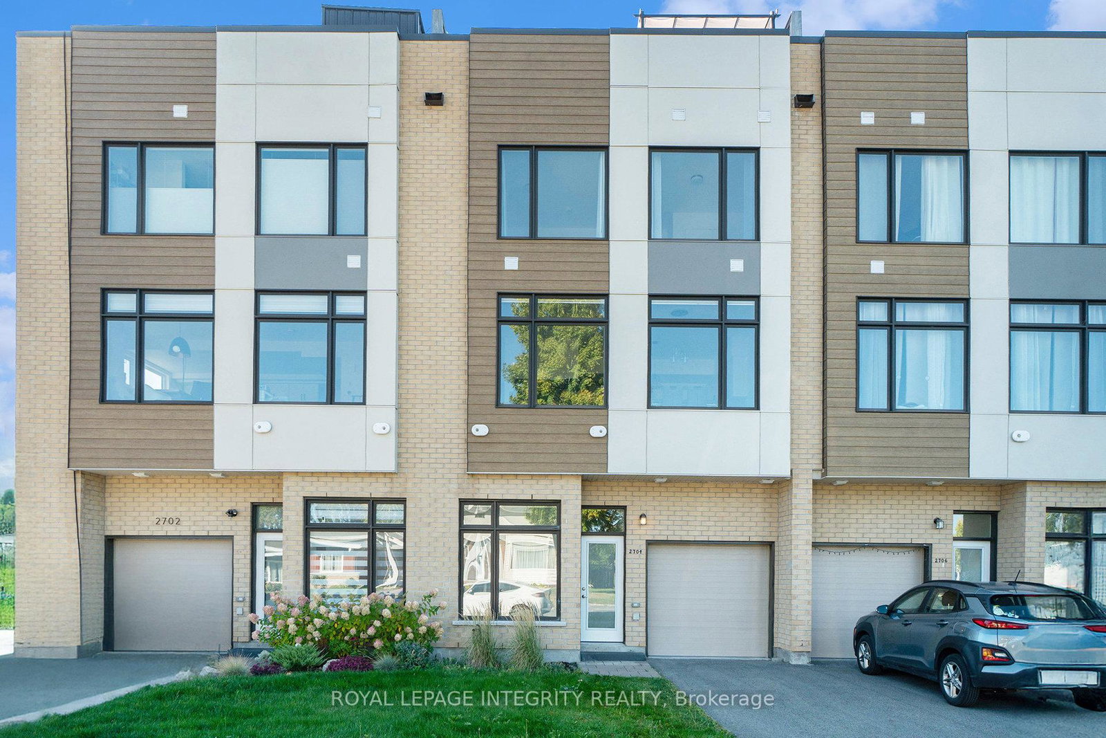 2704-draper-avenue-ottawa-ontario-x12411194