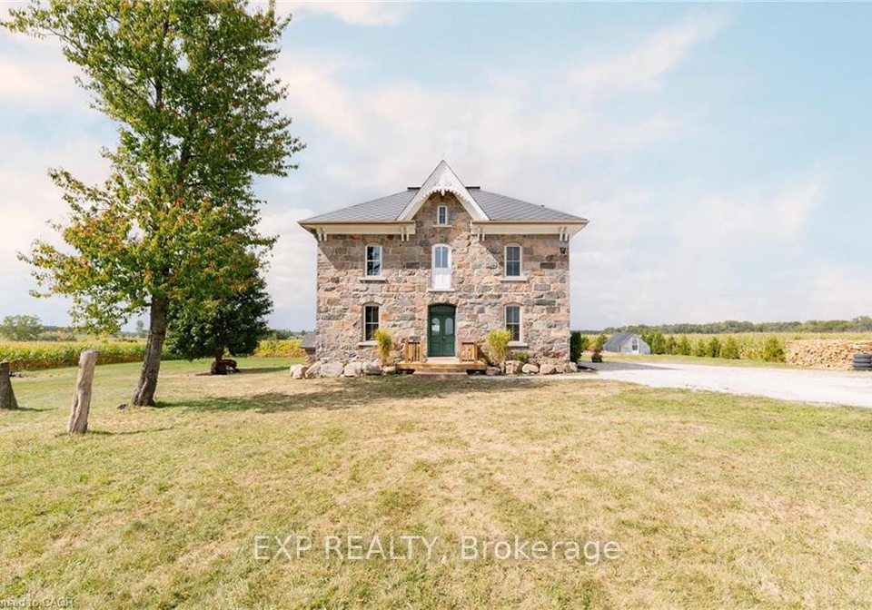 3632-145-road-west-perth-ontario-x12411221