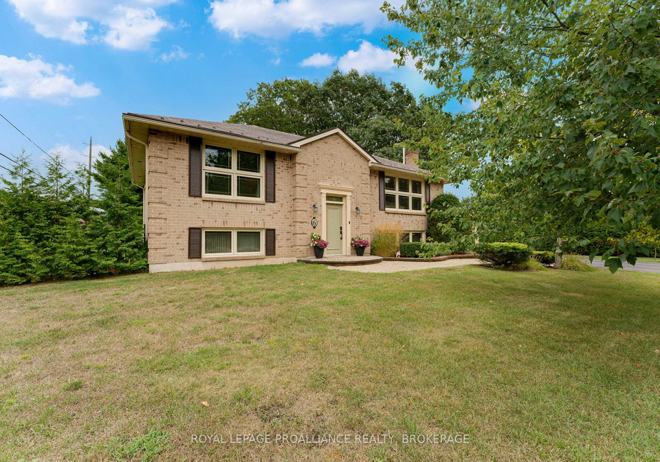 6-faircrest-boulevard-kingston-ontario-x12411403