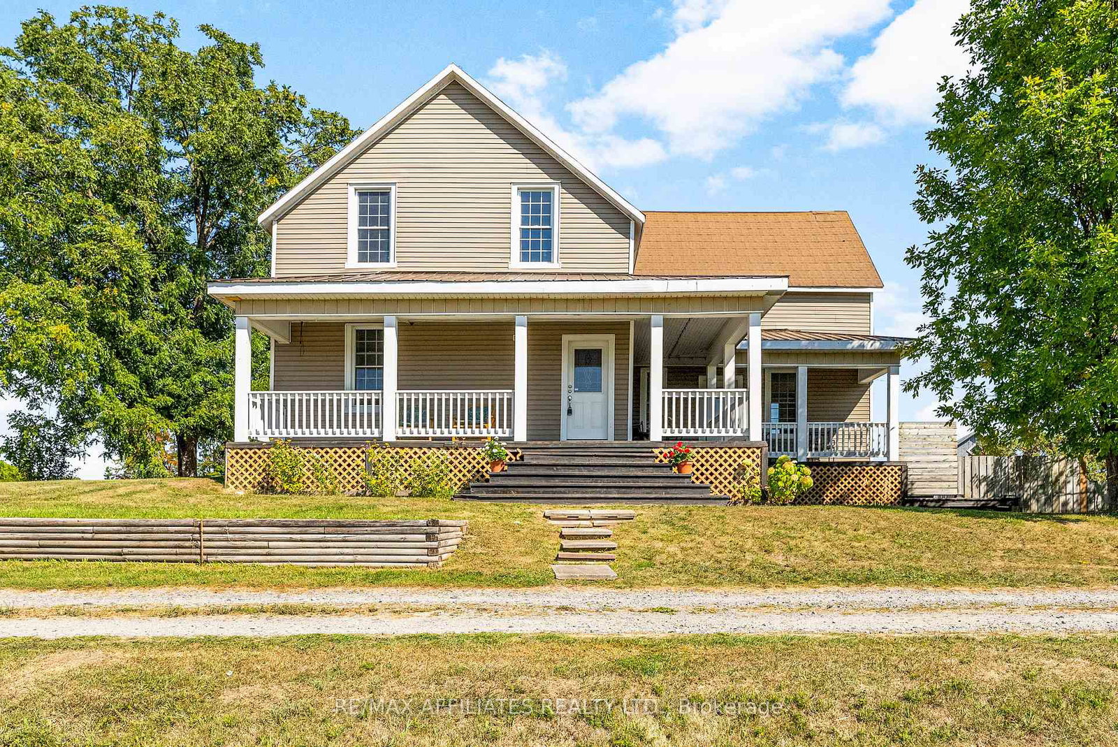 2442-hwy-511-highway-drummondnorth-elmsley-ontario-x12411409
