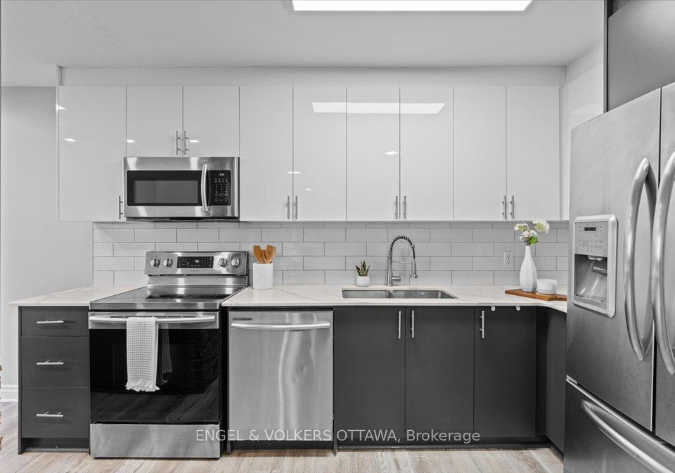 2020-jasmine-crescent-ottawa-ontario-x12411411
