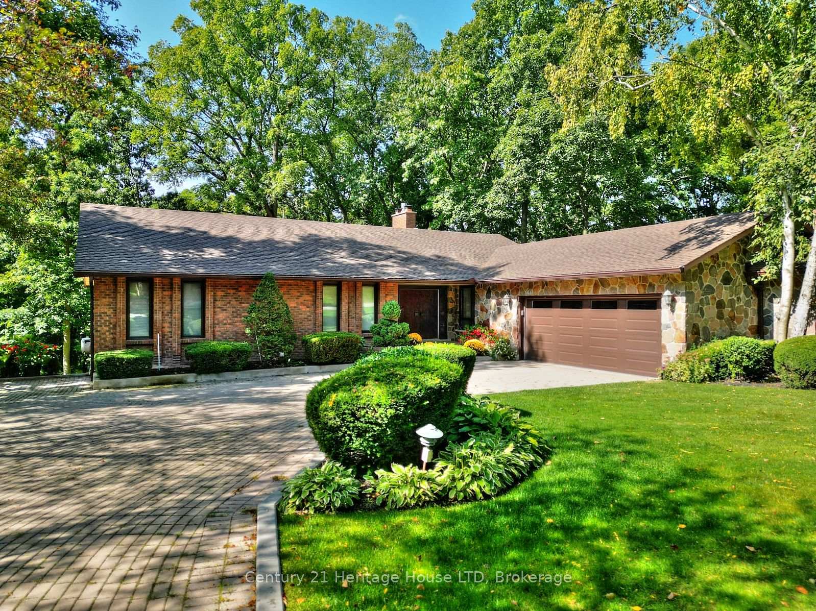 38-melrose-drive-niagara-on-the-lake-ontario-x12411451
