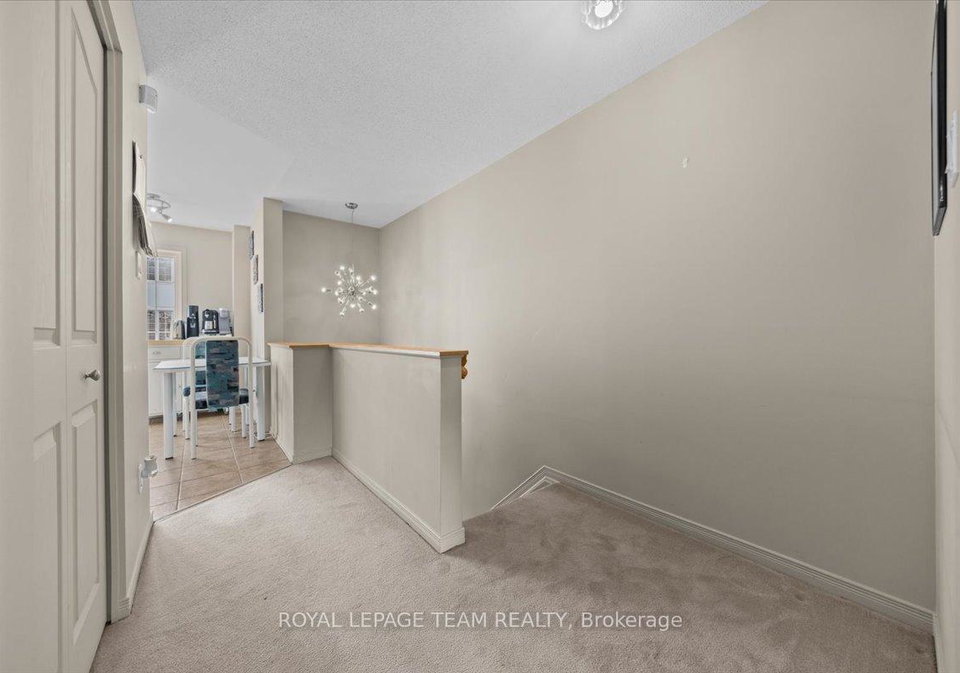 157-fordham-private-ottawa-ontario-x12411716