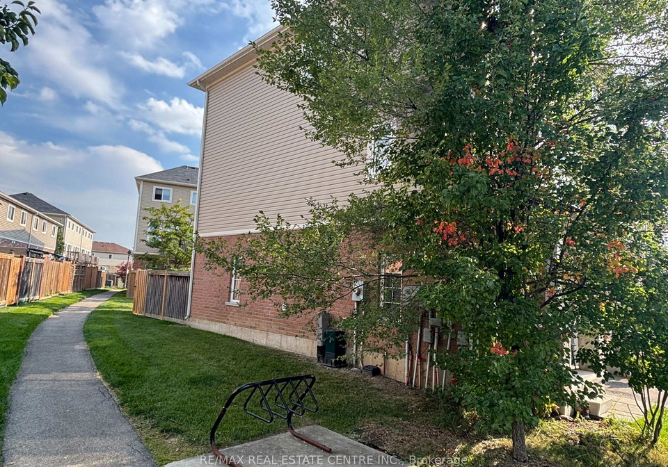 100-chester-drive-cambridge-ontario-x12411721